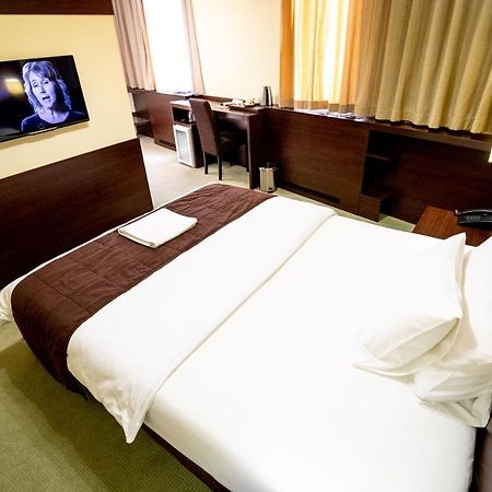 Boutique Hotel Golden Star Tuzla Esterno foto